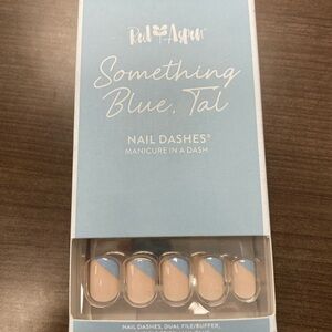 Something blue Tal red aspen nail dashes